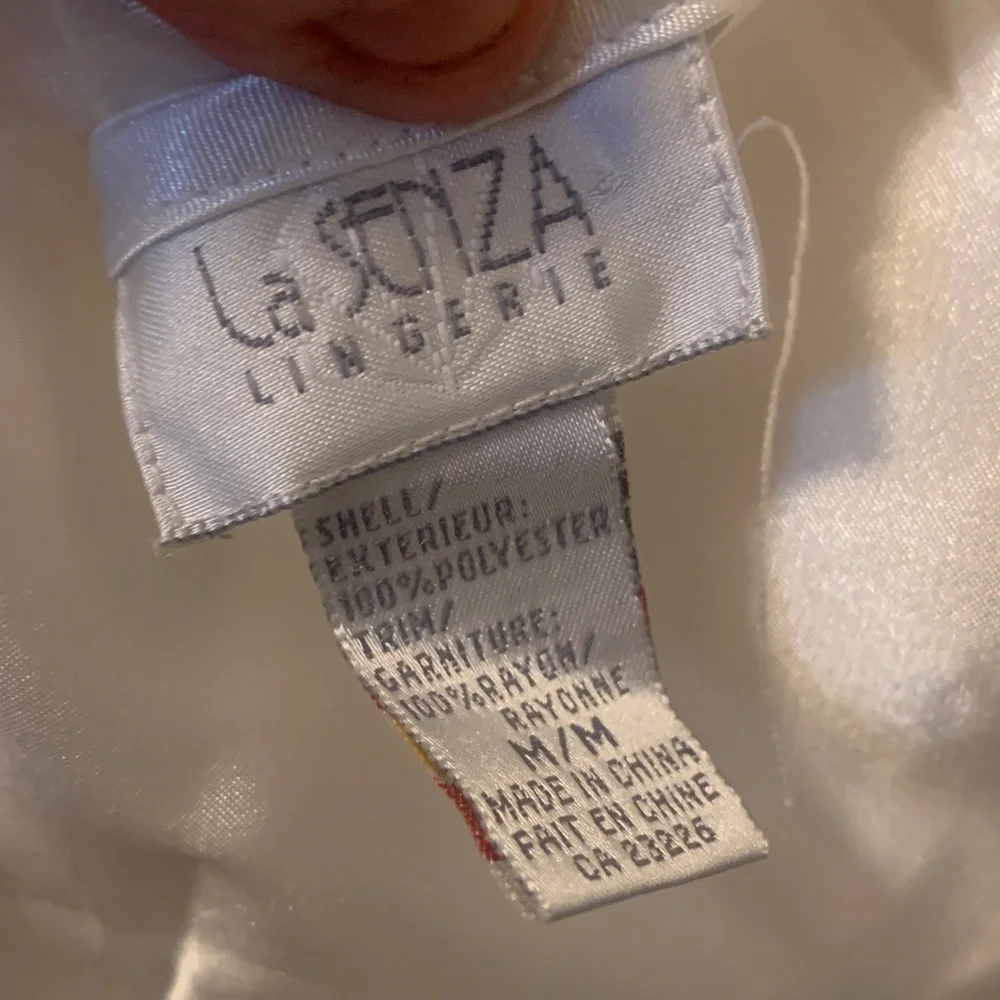 La SENZA White Satin V-Neck Slip - Picture 3 of 3